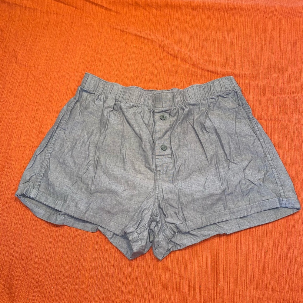 Light weight shorts